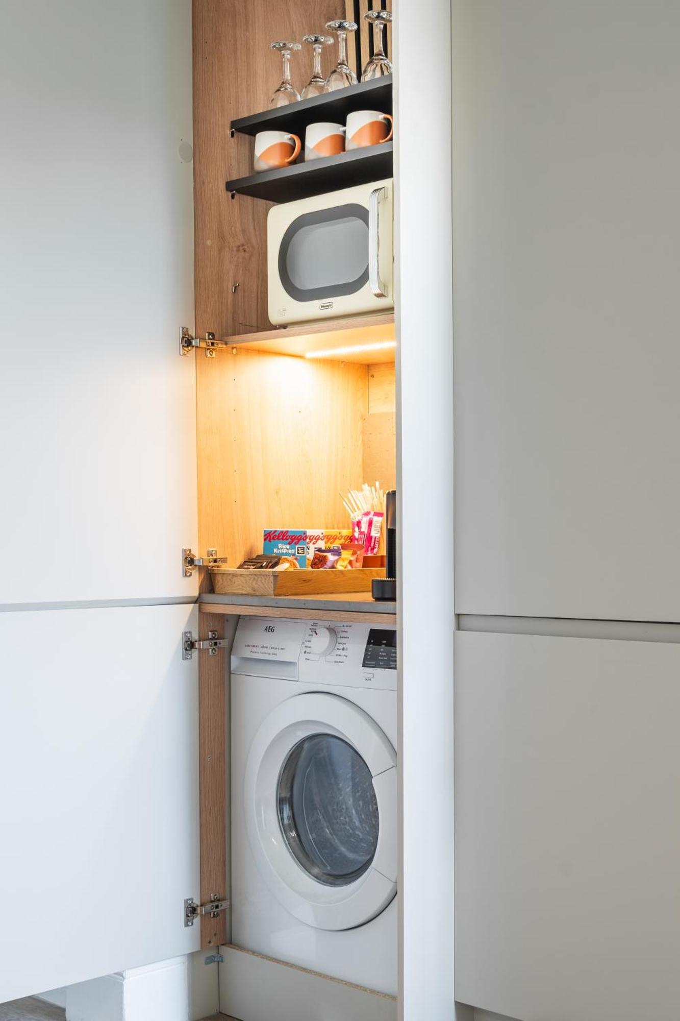 Newly Designed, 2Br Apt, 5Min From Northwood London Tube Station, Nato Hq, Ideal For Wembley, Warner Studio, Contractors Exterior photo